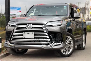 Lexus LX 600 2022 Silver