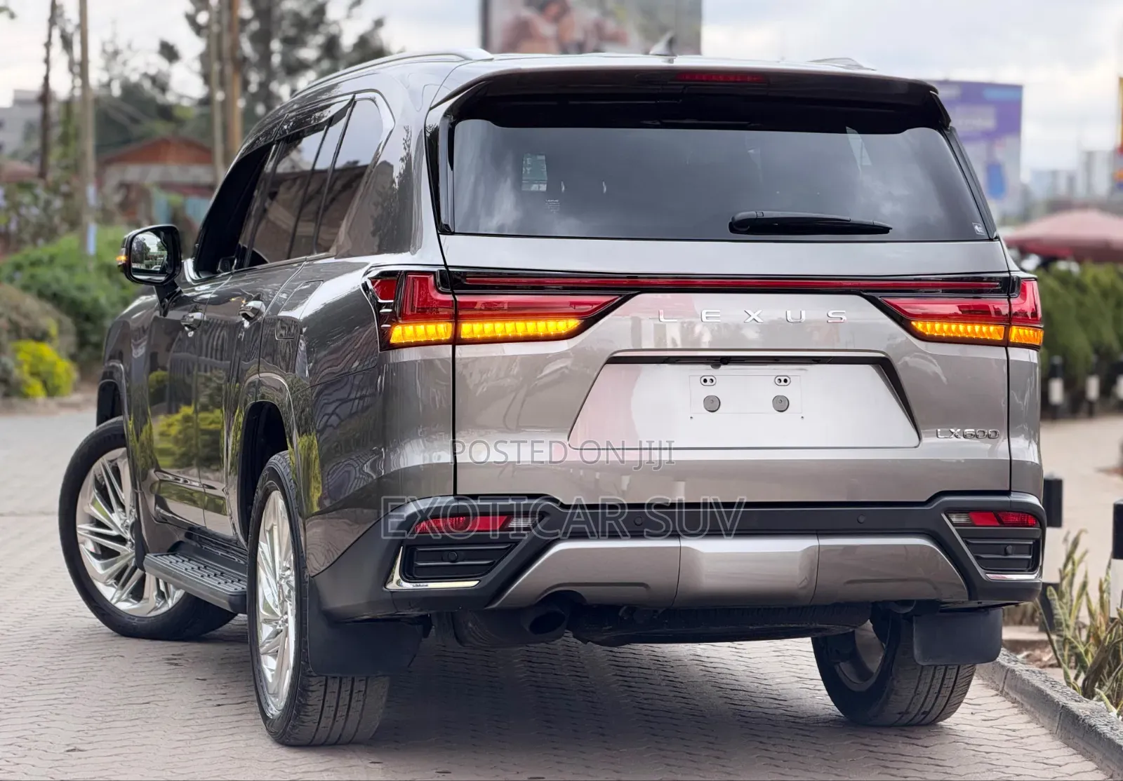 Lexus LX 600 2022 Silver