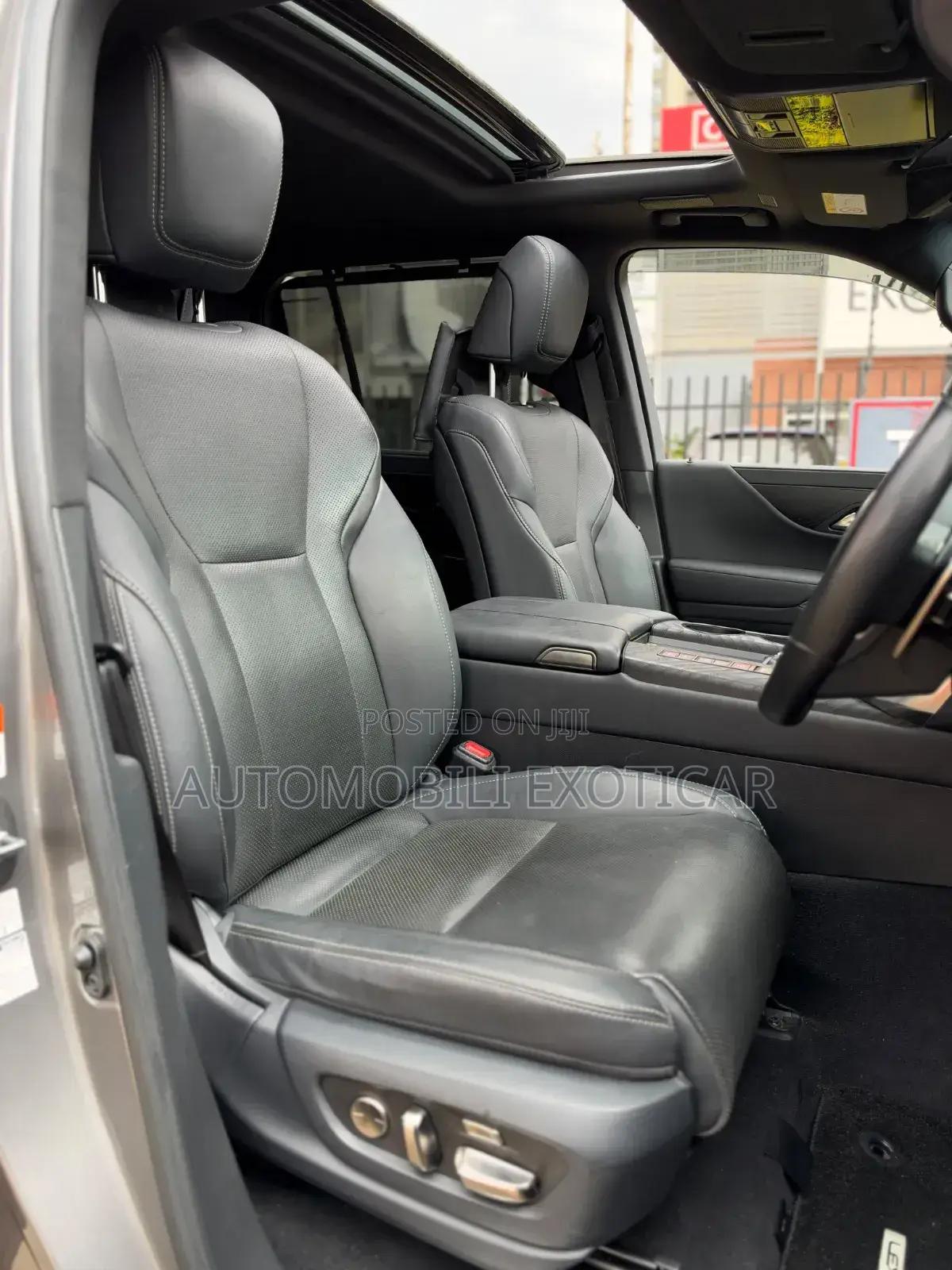 Lexus LX 600 2022 Silver