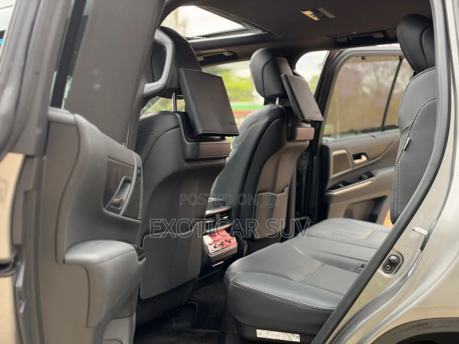 Lexus LX 600 2022 Silver