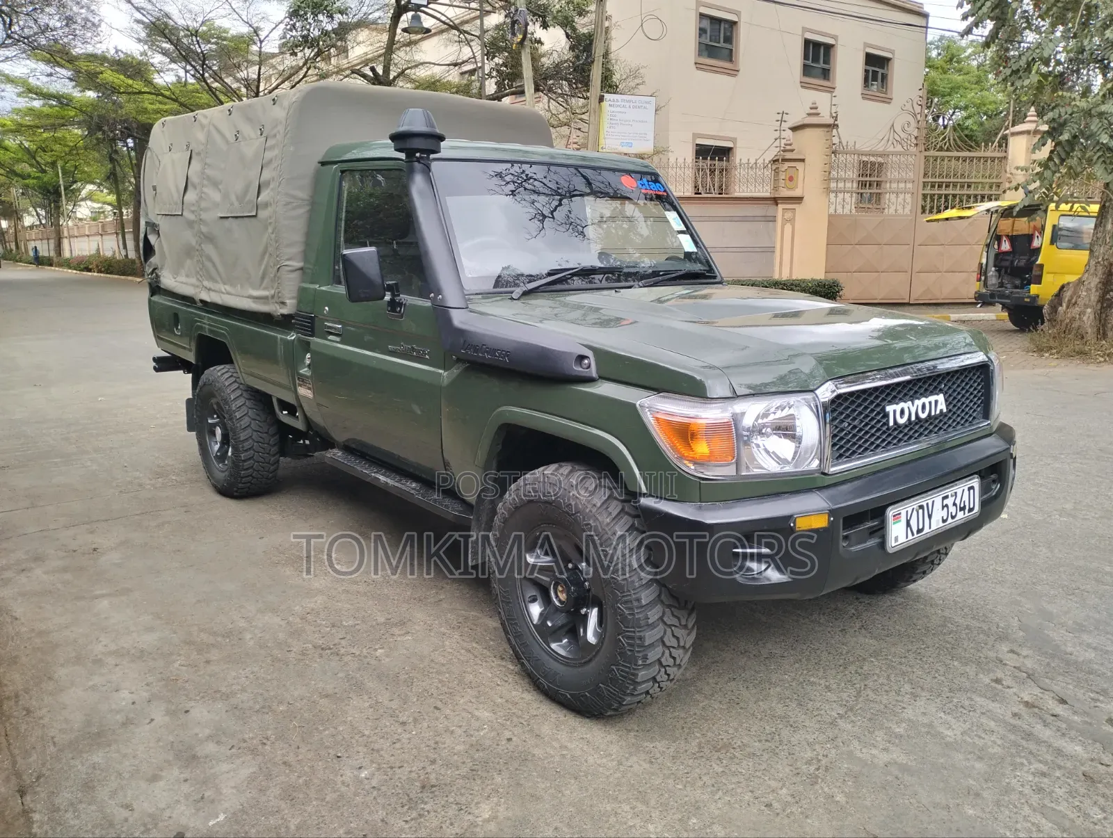 Toyota Land Cruiser 2017 Green