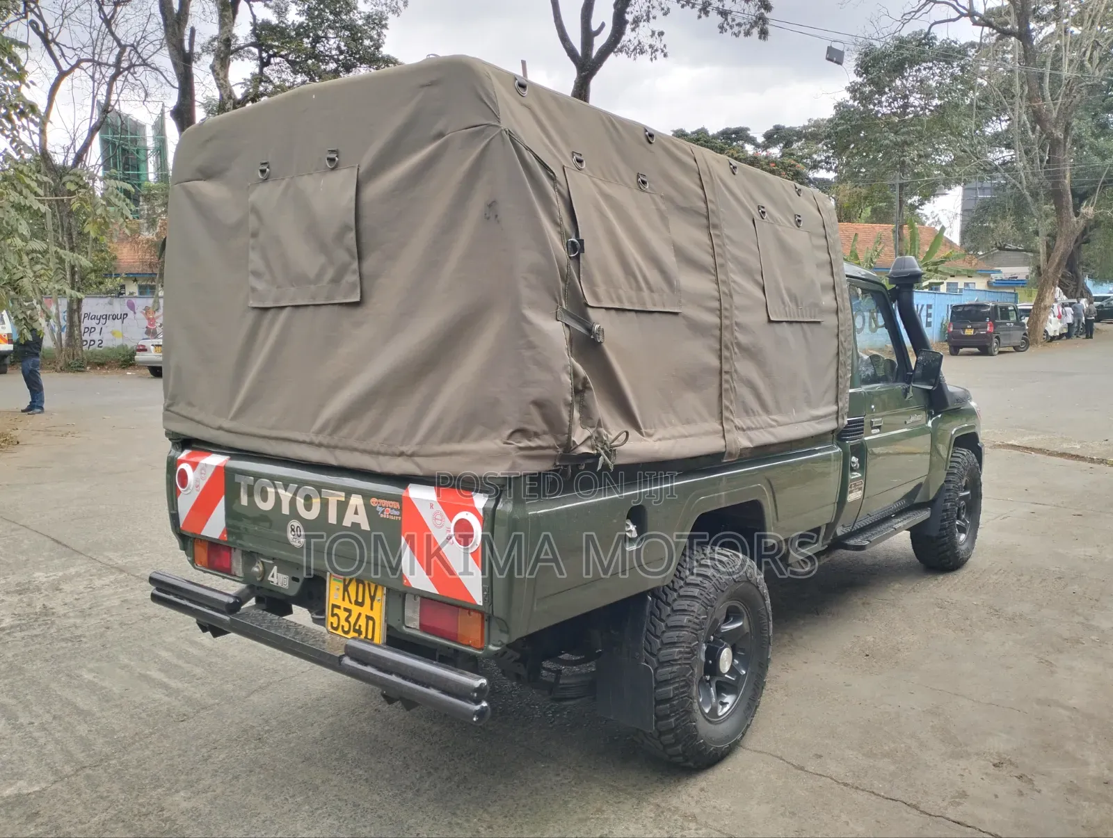 Toyota Land Cruiser 2017 Green