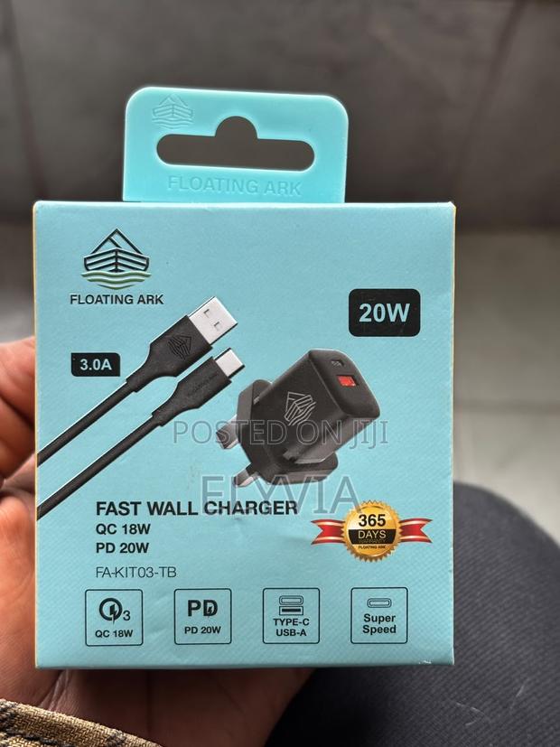 20Watts Floating Ark Charger - main view