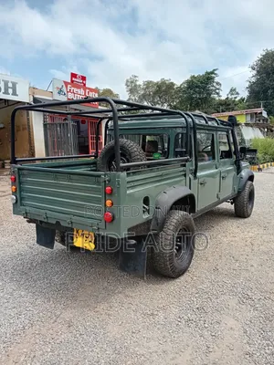 Land Rover Defender 1996 Green
