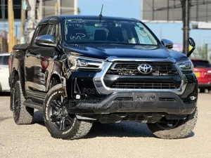 Toyota Hilux 2021 Matt Black