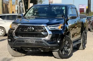 Toyota Hilux 2021 Matt Black