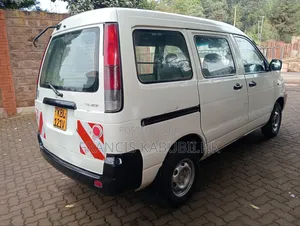 Toyota TownAce 2004 White
