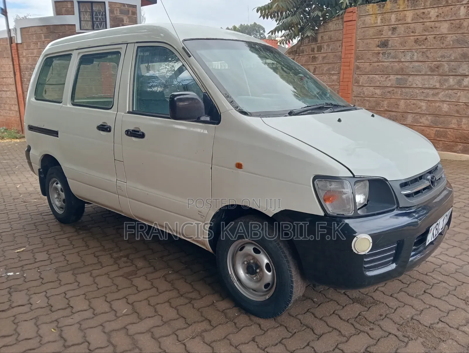 Toyota TownAce 2004 White