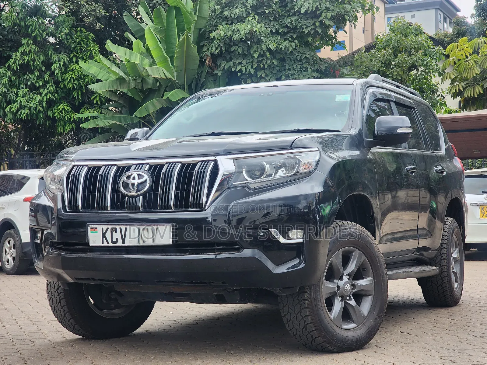 Toyota Land Cruiser Prado 2.7 i 2013 Black
