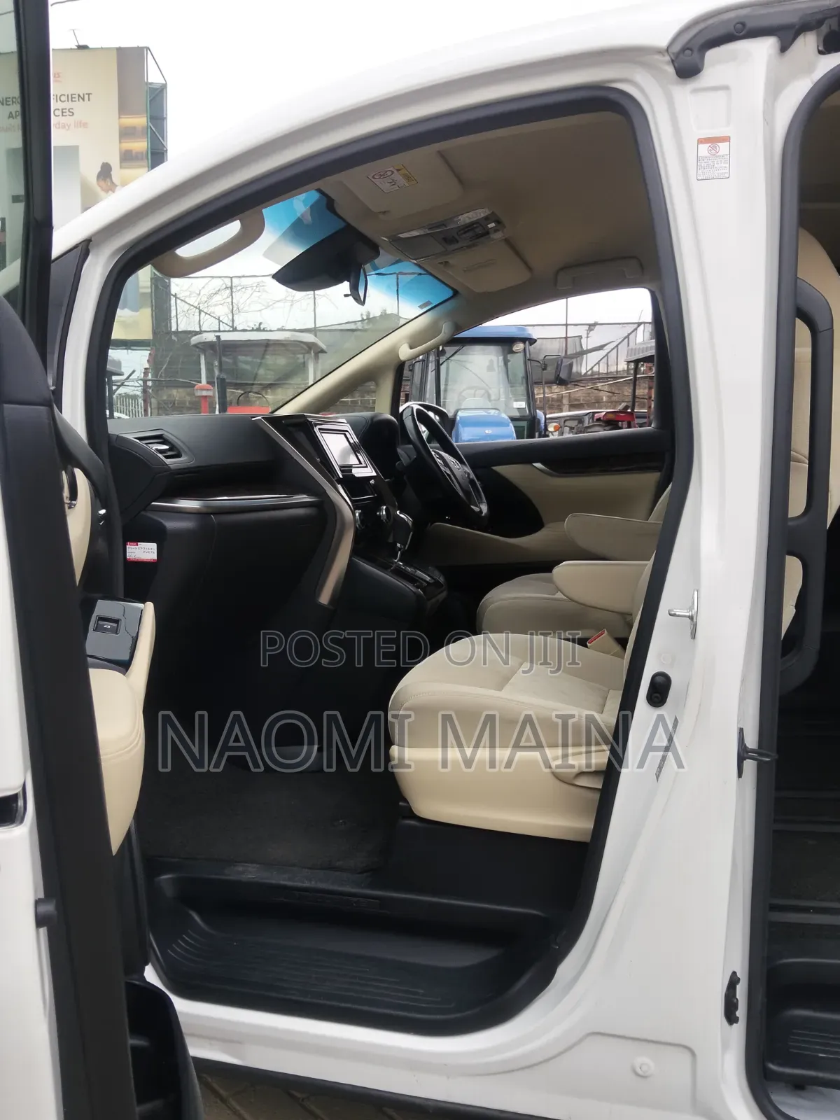 Toyota Vellfire X 2.5 FWD 8-Seater 2019 White