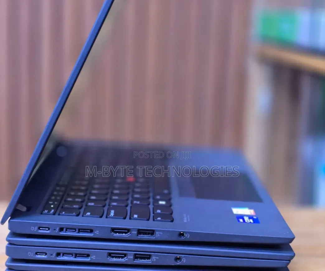 Laptop Lenovo ThinkPad T14 32GB Intel Core i7 SSD 256GB