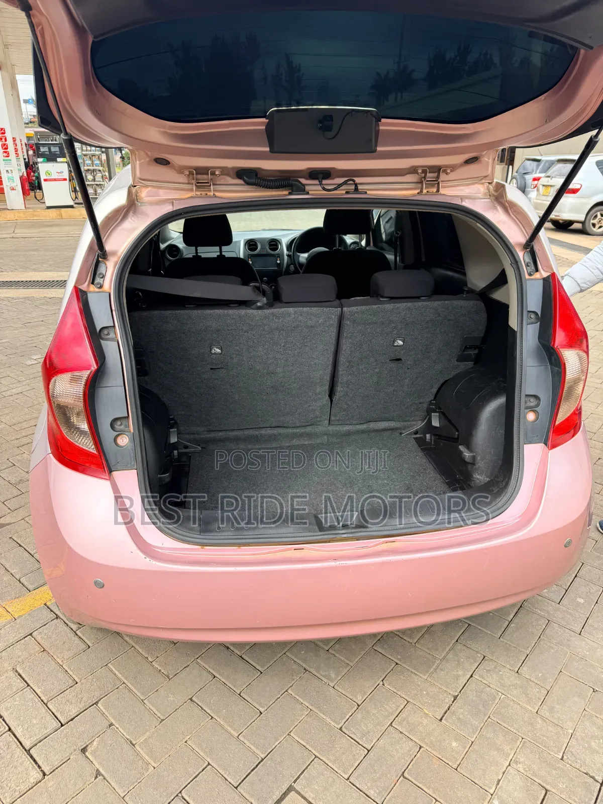 Nissan Note 1.2 Petrol 2014 Pink