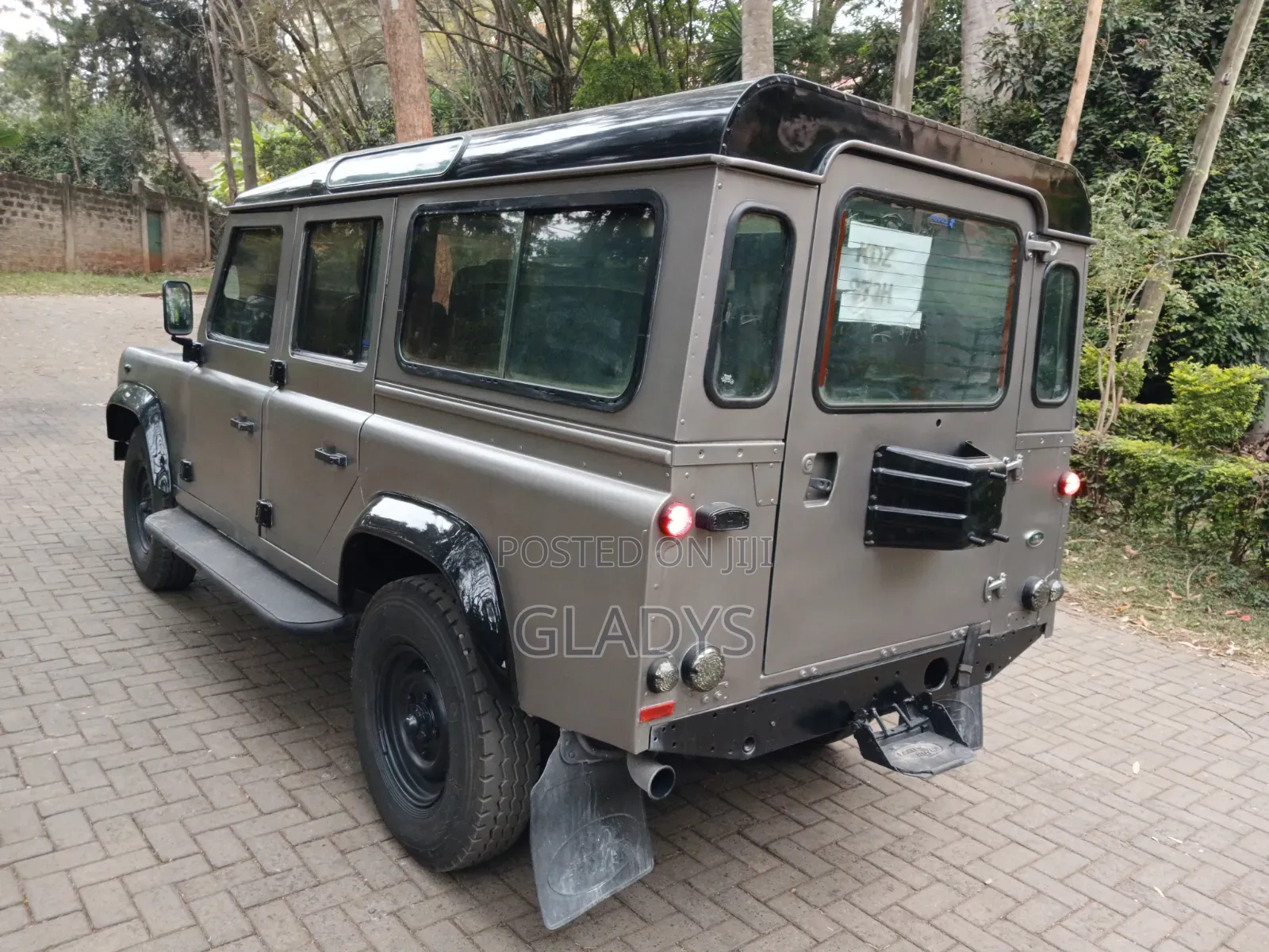 Land Rover Defender 2014 Gray