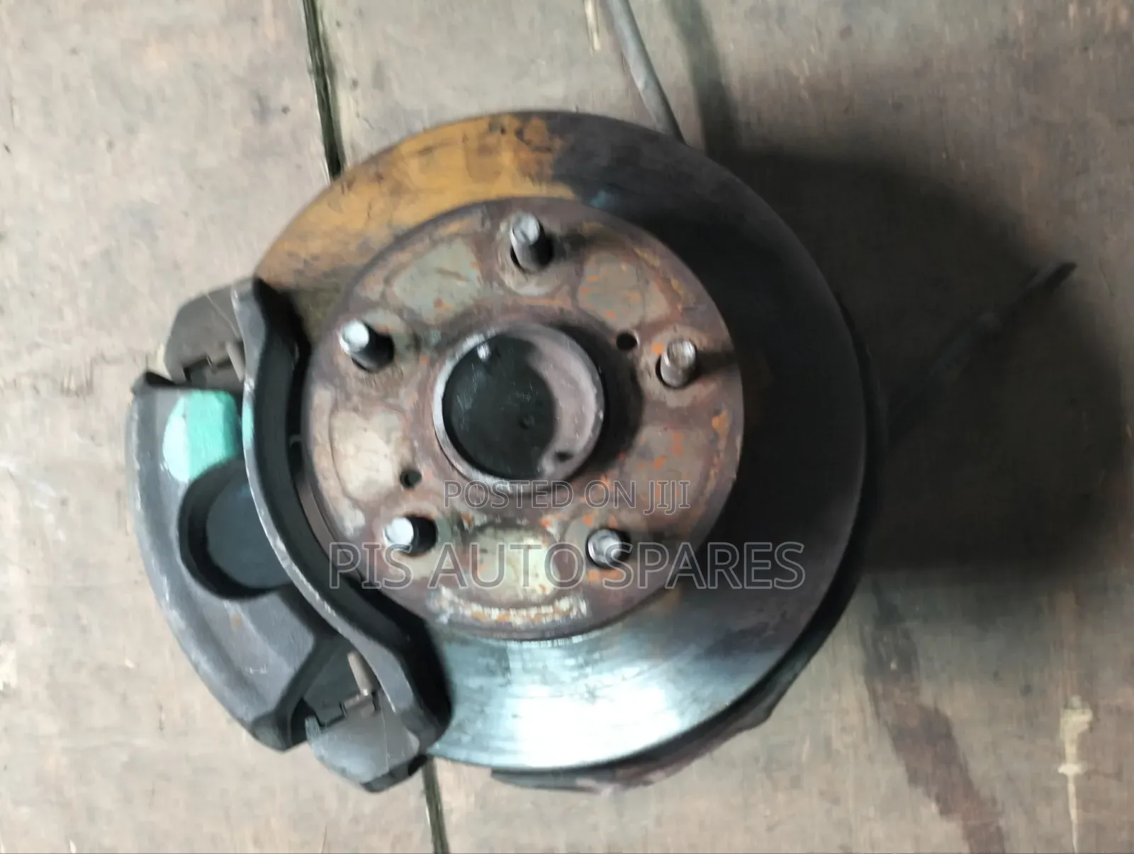 Toyota Hilux Vigo Complete Hub