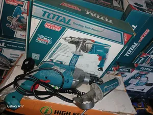 TOTAL 1010W Industrial Impact Drill (Model TG111136),