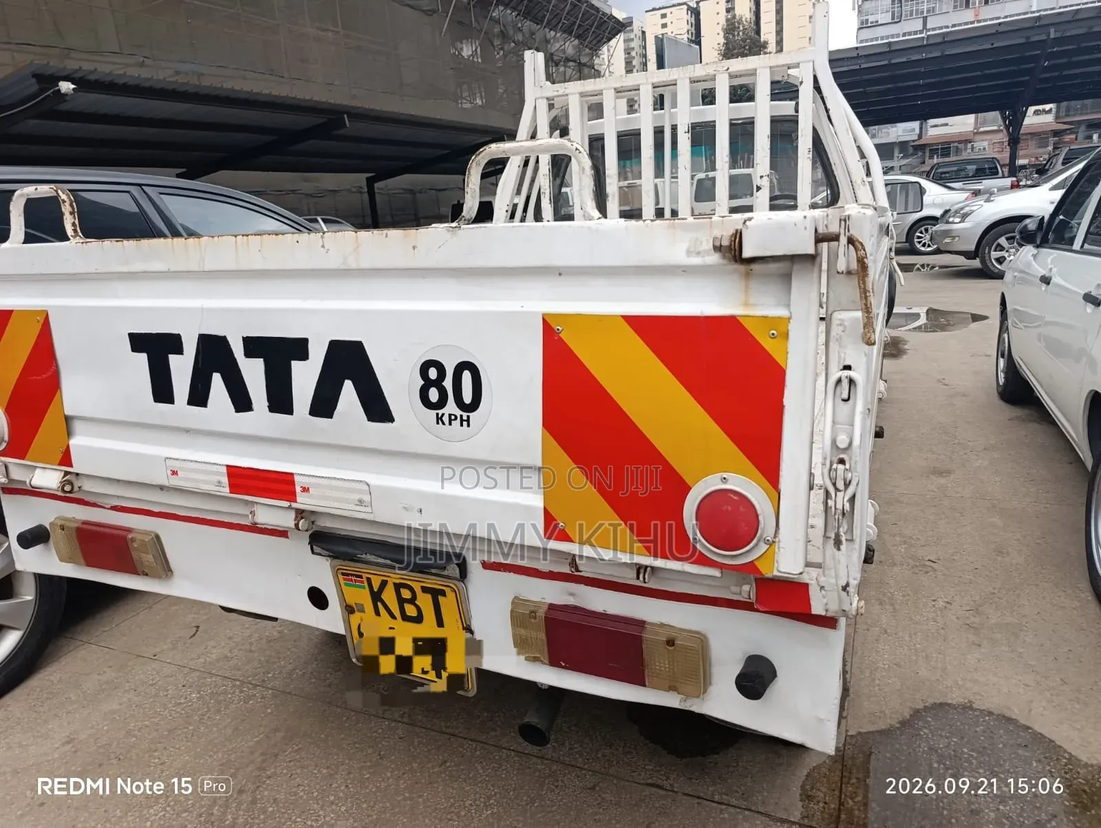 Tata Xenon 2012 White