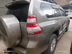 Toyota Land Cruiser Prado 3.0 D-4D (190 Hp) 2014 Gold