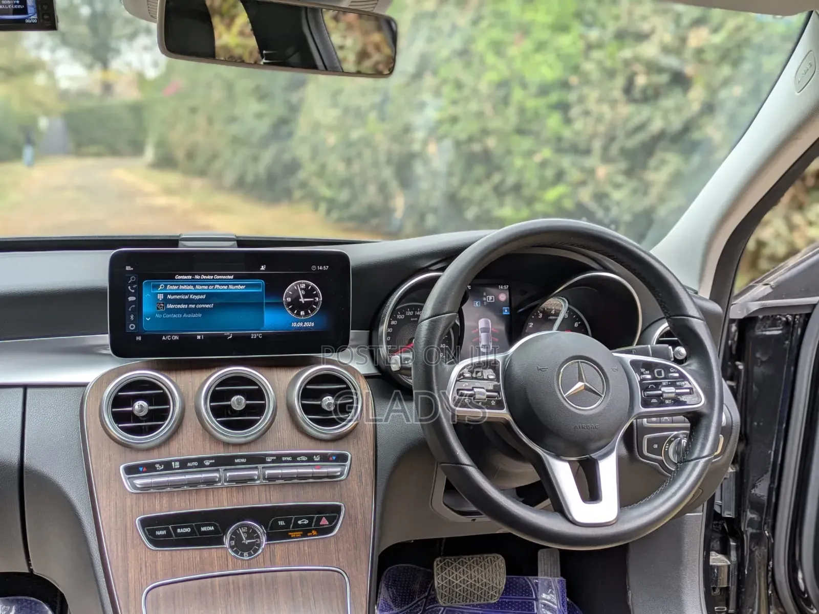 Mercedes-Benz C200 2019 Black