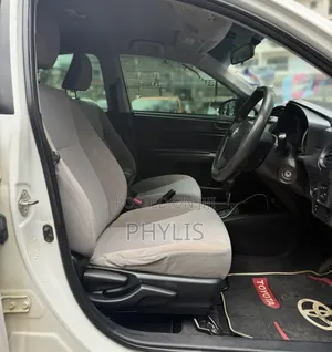 Toyota Axio 1.5 G 2WD 2015 White