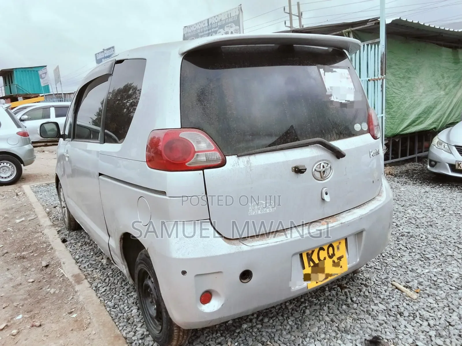 Toyota Porte 2013 Silver