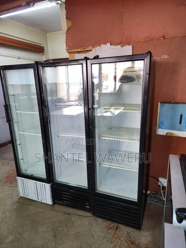 Black Working 300litres Showcase - main view