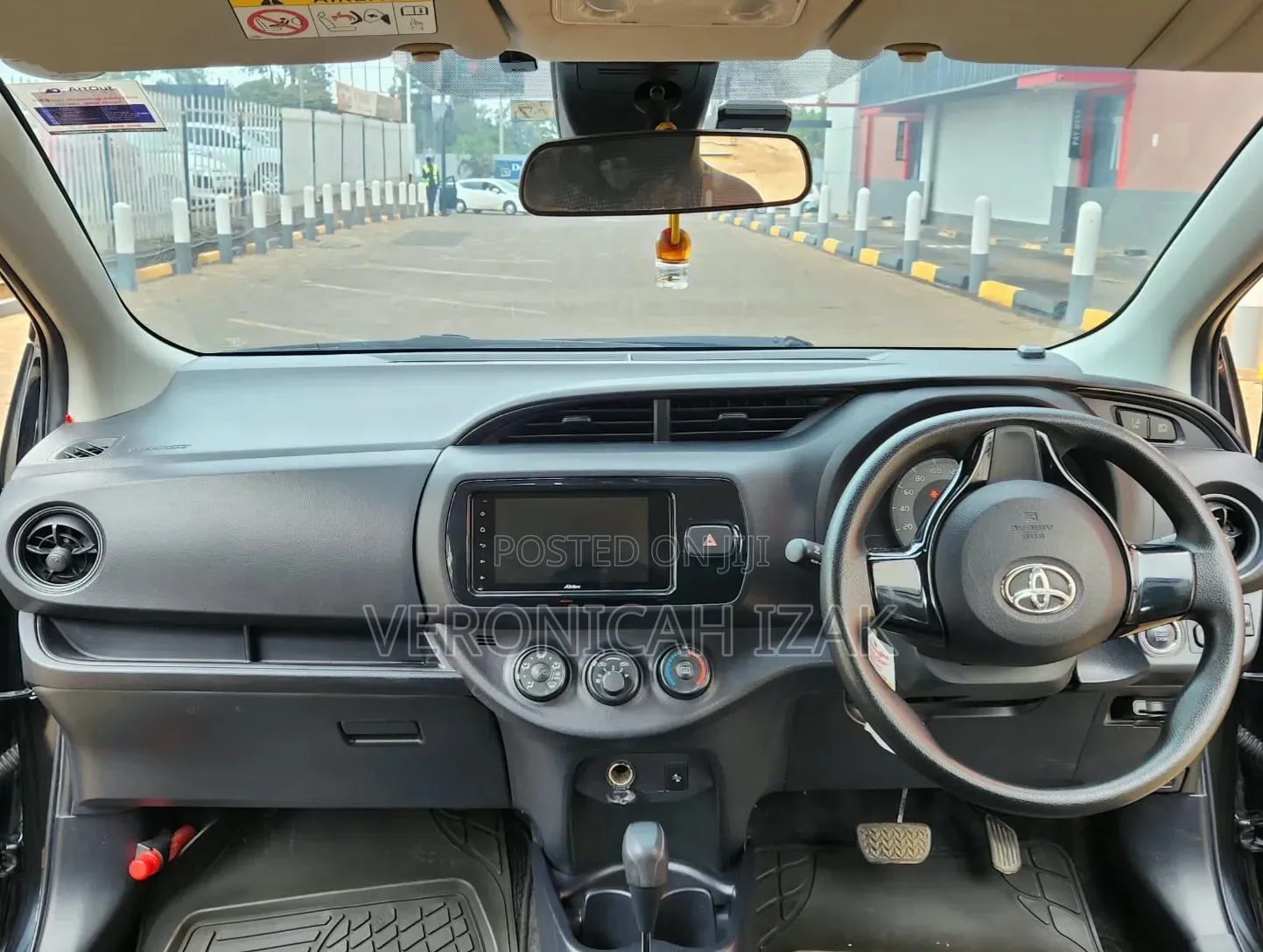 Toyota Vitz 2018 Black