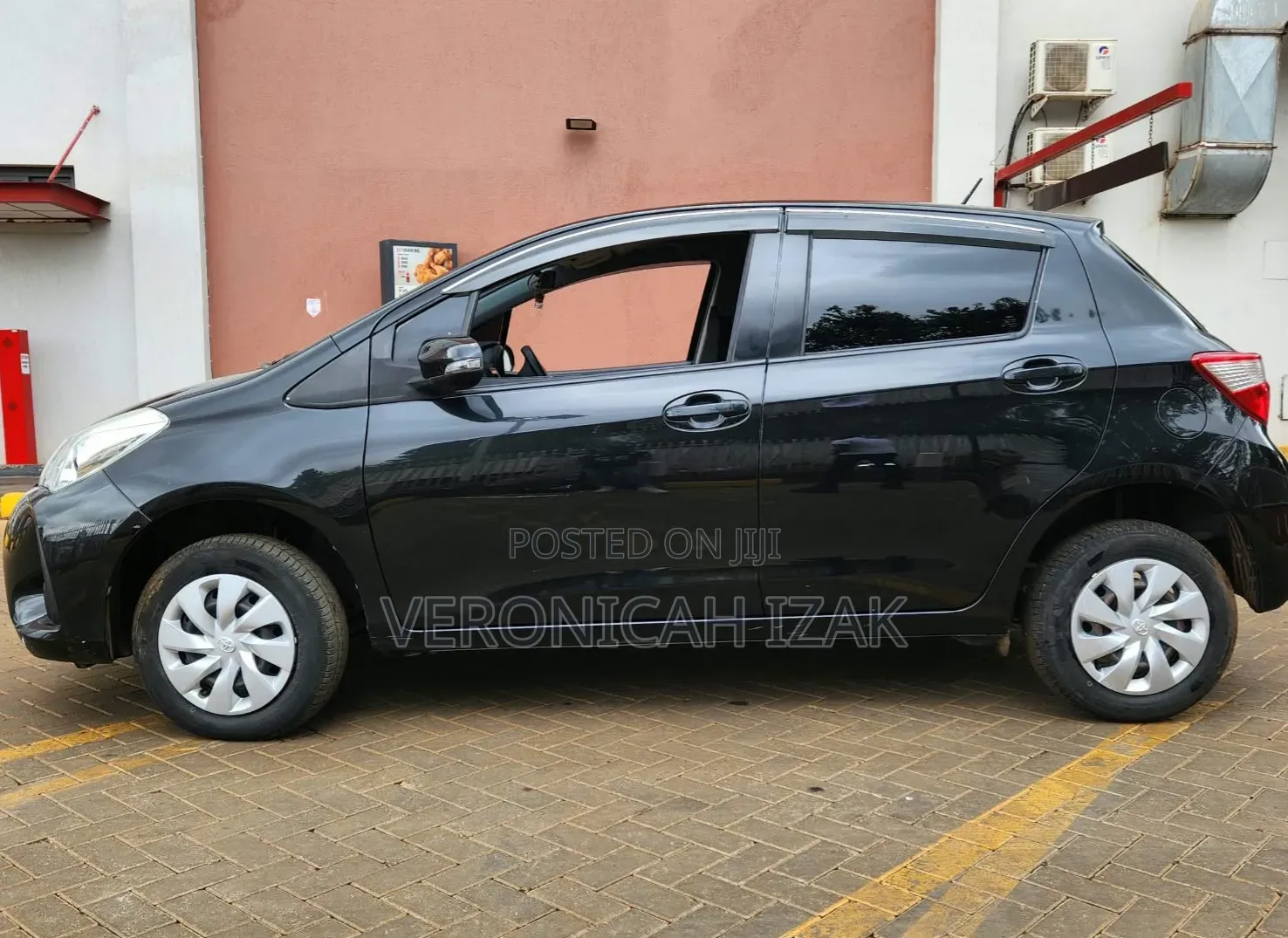 Toyota Vitz 2018 Black
