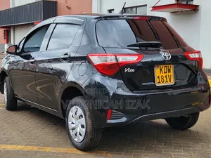 Toyota Vitz 2018 Black