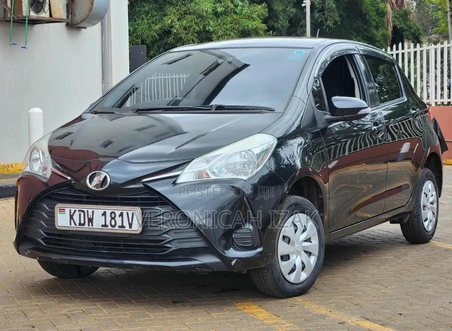 Toyota Vitz 2018 Black