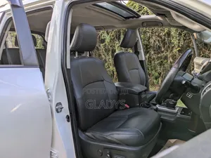 Toyota Land Cruiser Prado 2014 White