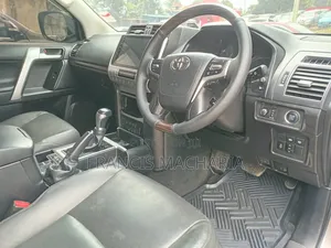 Toyota Land Cruiser Prado 2.8 2017 Brown