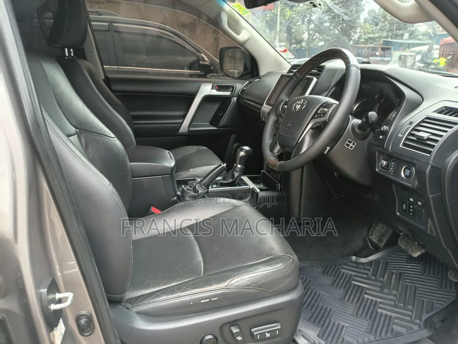 Toyota Land Cruiser Prado 2.8 2017 Brown