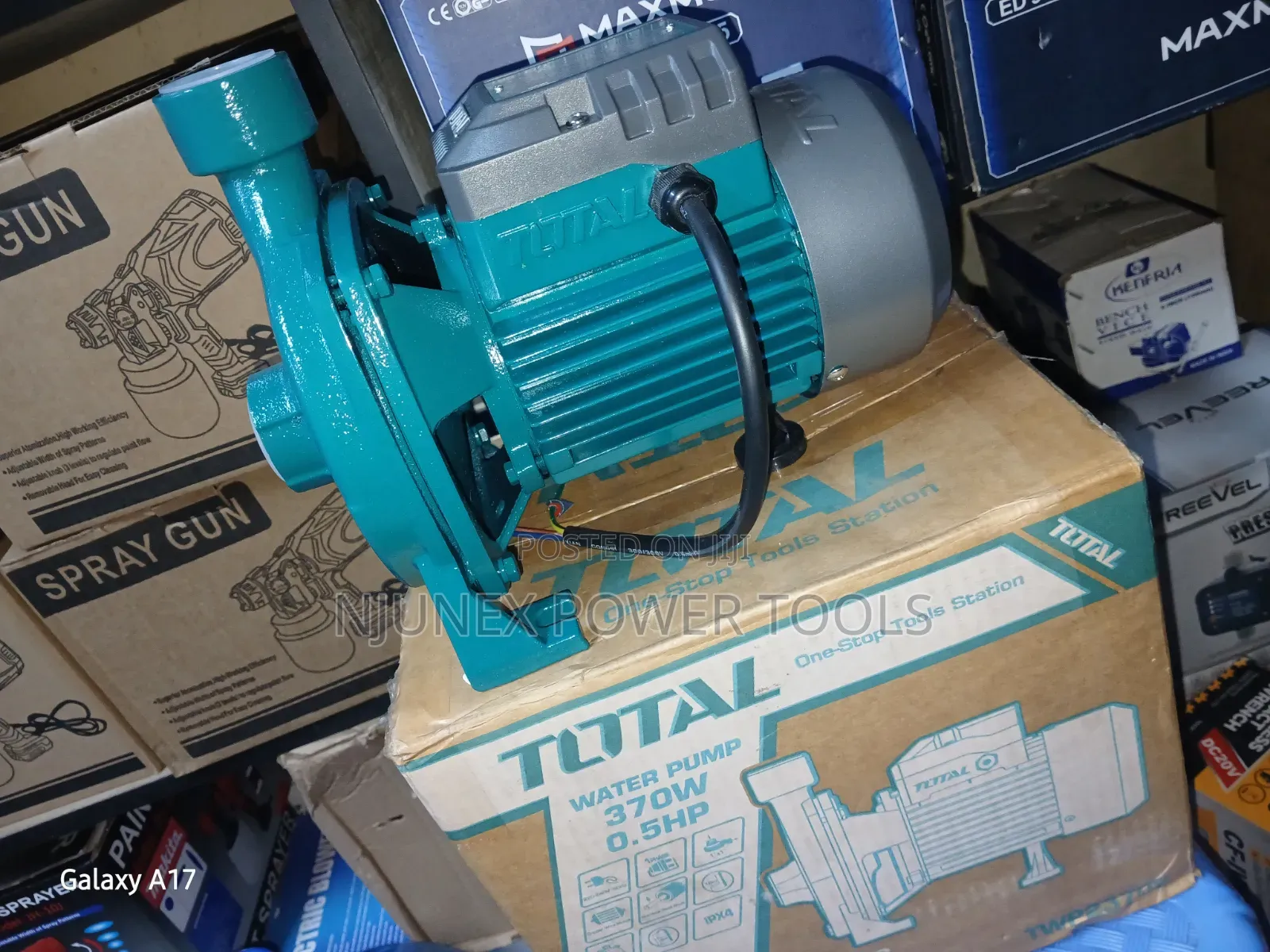 Total TWP27506 Centrifugal Water Pump (750W / 1HP)