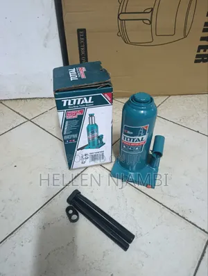 Total 10Ton 230mm Hydraulic Bottle Jack