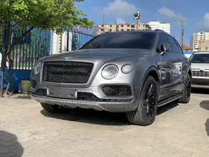 Bentley Bentayga W12 AWD 2017 Silver