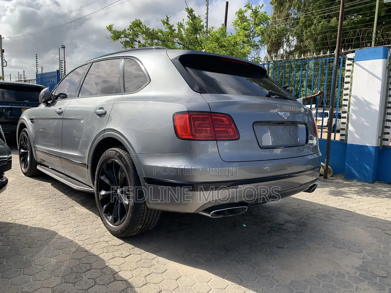 Bentley Bentayga W12 AWD 2017 Silver