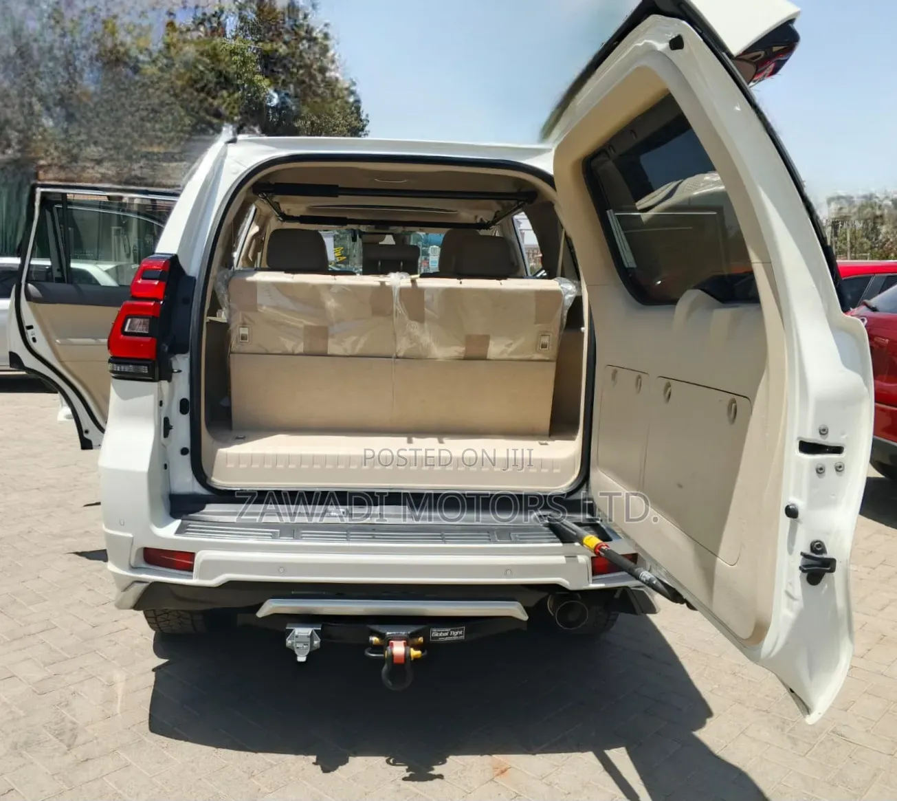 Toyota Land Cruiser Prado 2.8 2020 White