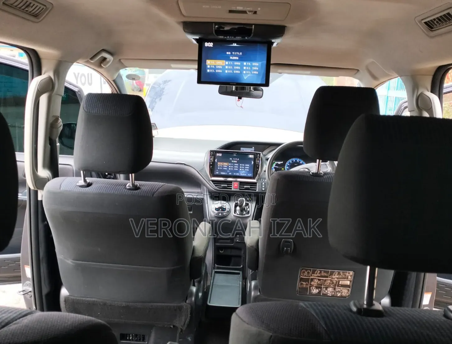 Toyota Voxy 2014 Blue