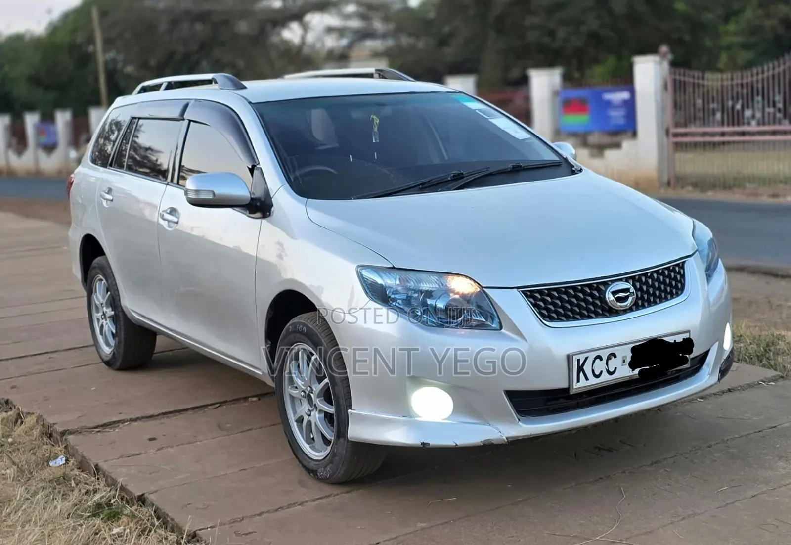 Toyota Corolla Fielder 1.8 Petrol FWD 2008 Silver