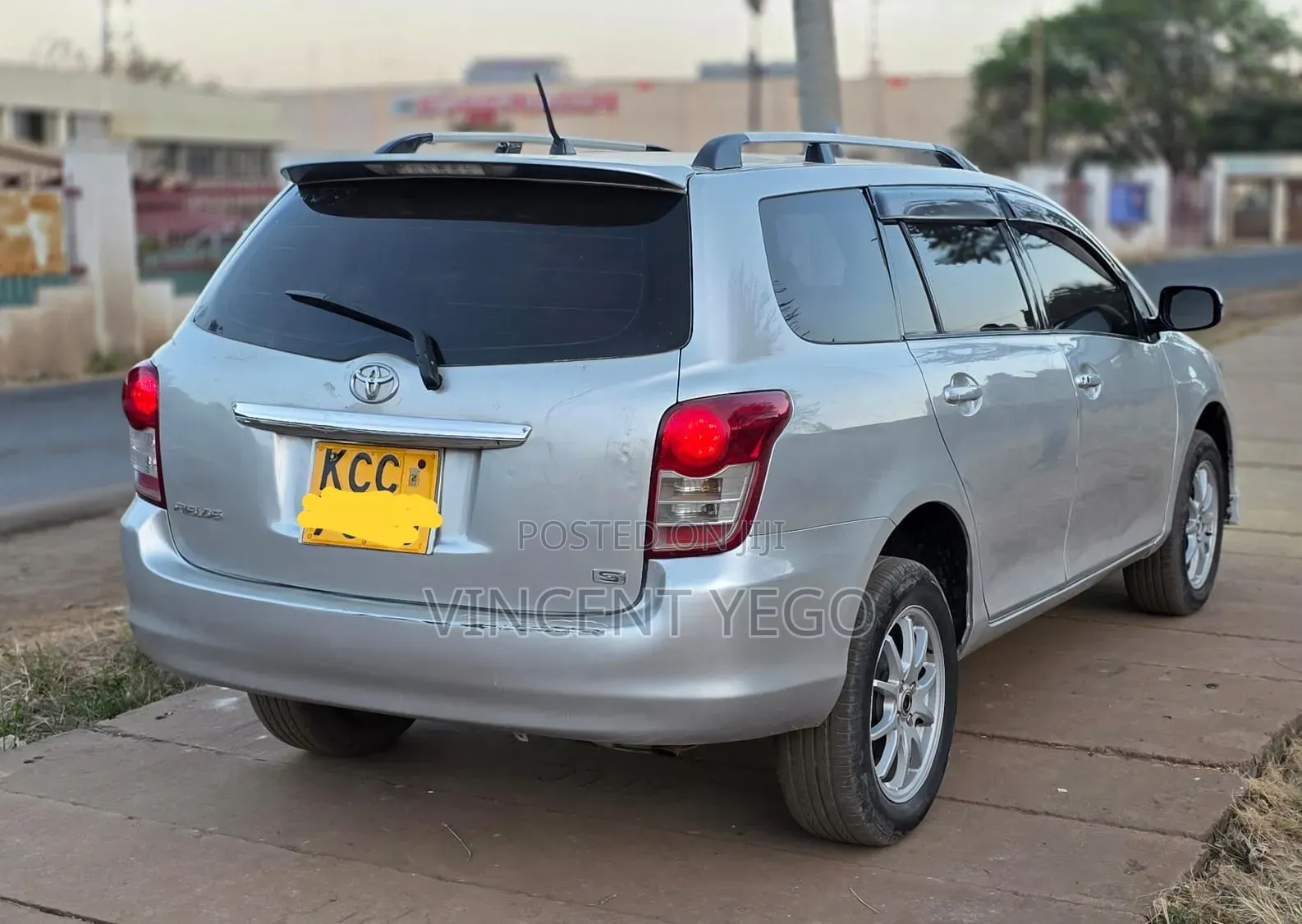 Toyota Corolla Fielder 1.8 Petrol FWD 2008 Silver