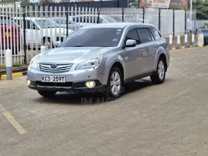 Subaru Outback 2.5i 2012 Silver