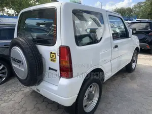 Suzuki Jimny 2018 White