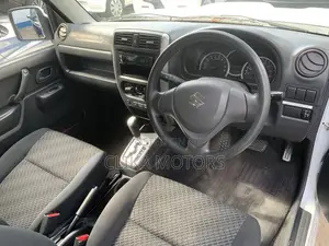 Suzuki Jimny 2018 White