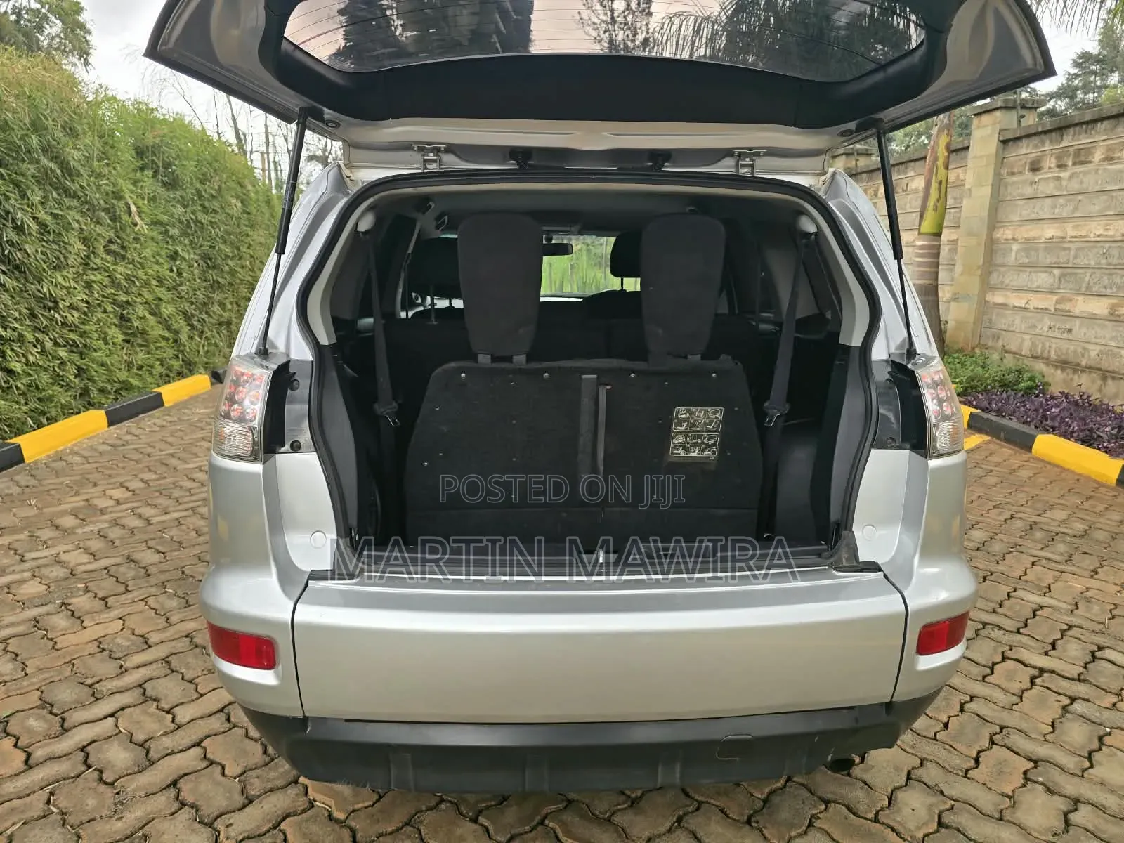 Mitsubishi Outlander 2012 Silver