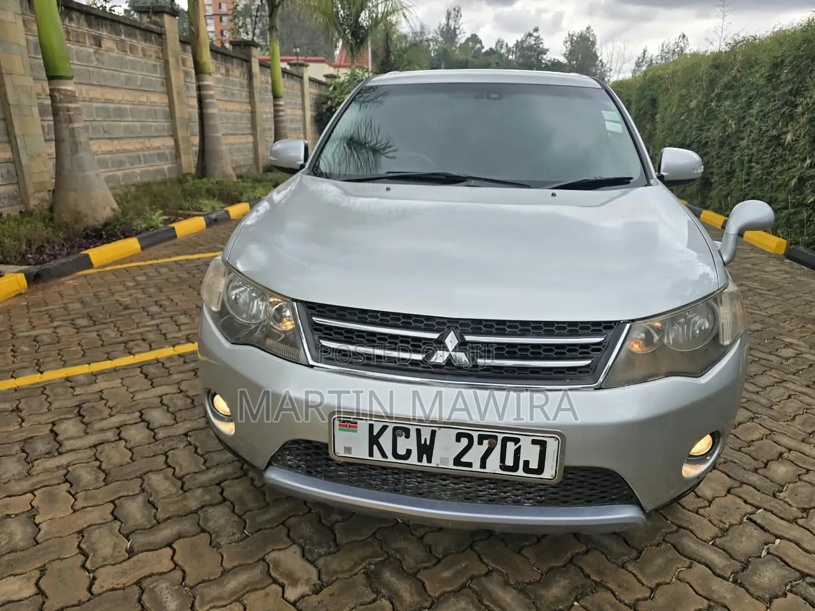 Mitsubishi Outlander 2012 Silver