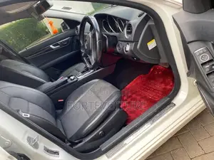 Mercedes-Benz C250 2011 White
