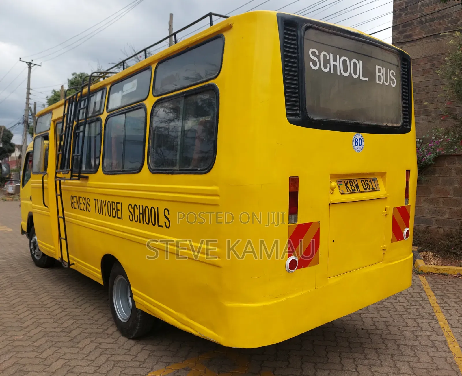 Mitsubishi Fuso Canter 2014 Yellow
