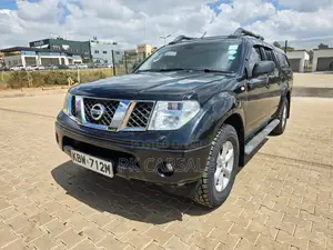 Nissan Navara 2007 Black