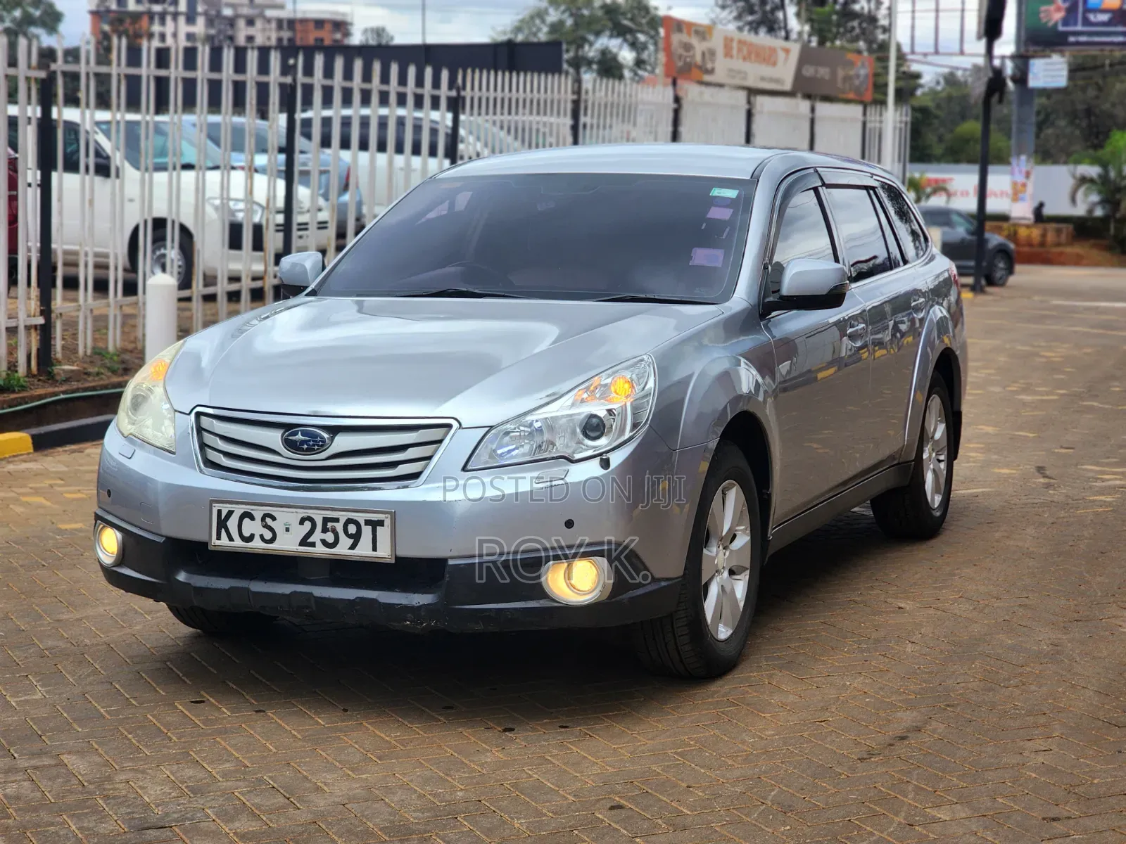 Subaru Outback 2.5i 2011 Silver