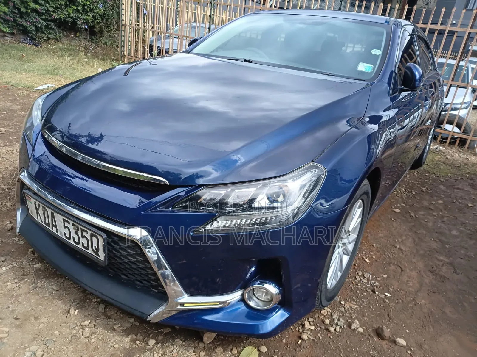Toyota Mark X 2.5 RWD 2013